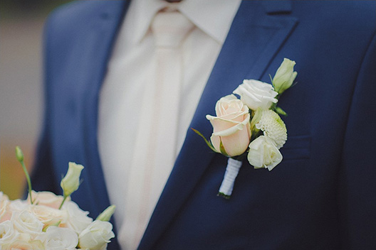 Бутоньерка 104