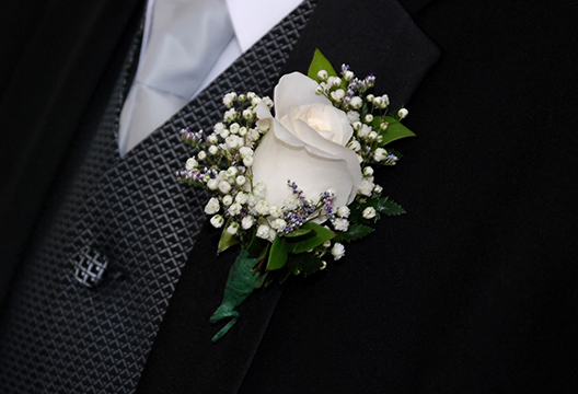 Бутоньерка 62